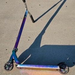 Full Oil Slick Pro Scooter