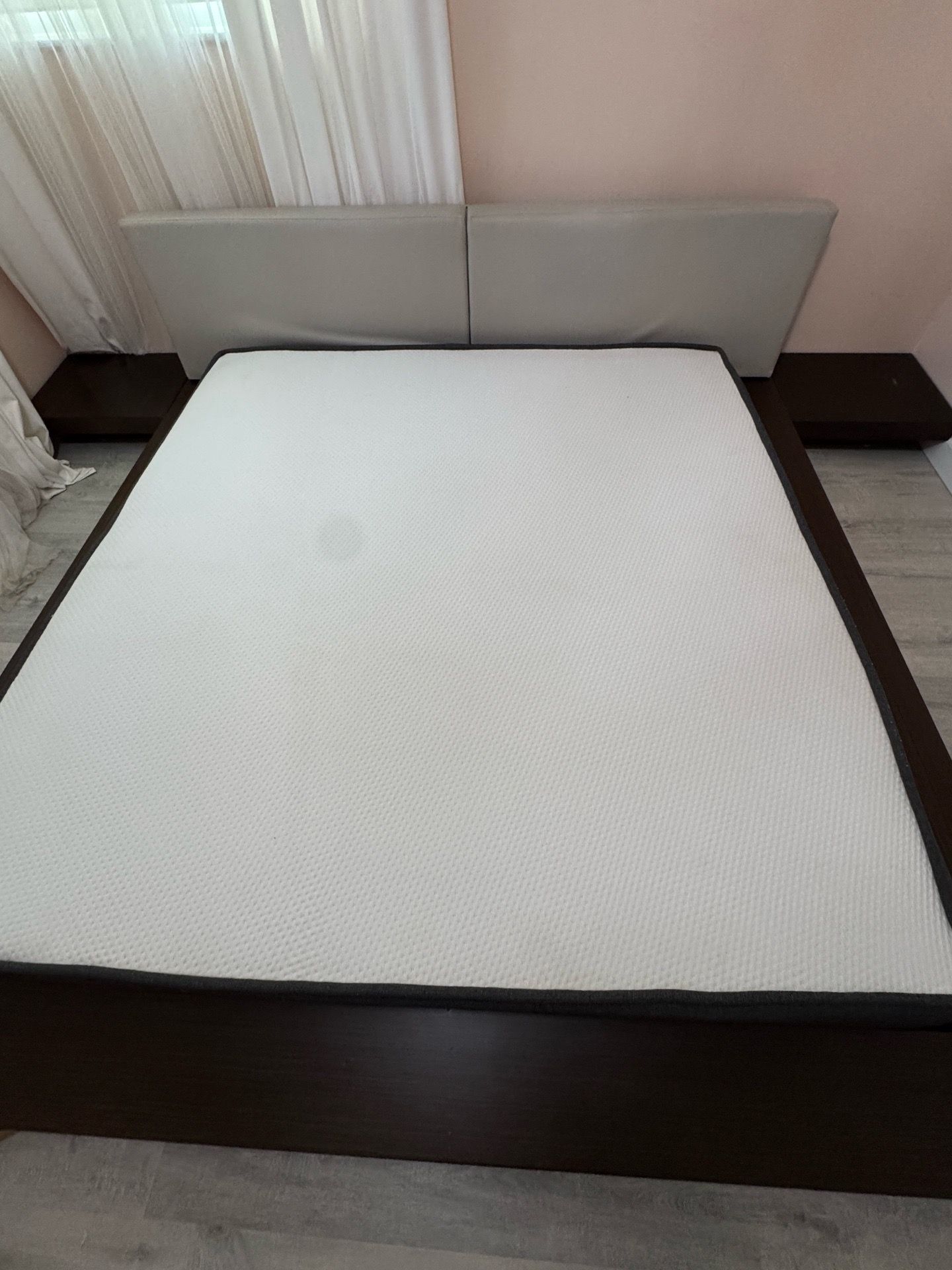 King size mattress Modloft