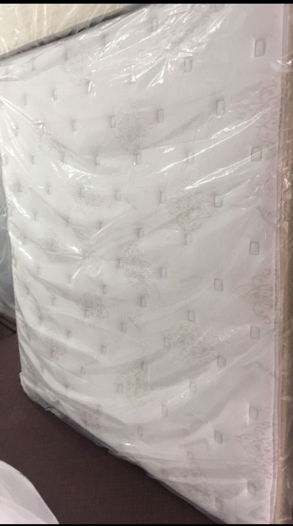 King Stearns and Foster Mattress & Box