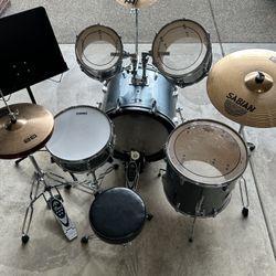 Pearl Roadshow Drum Set W/Throne, Sabian Cymbals
