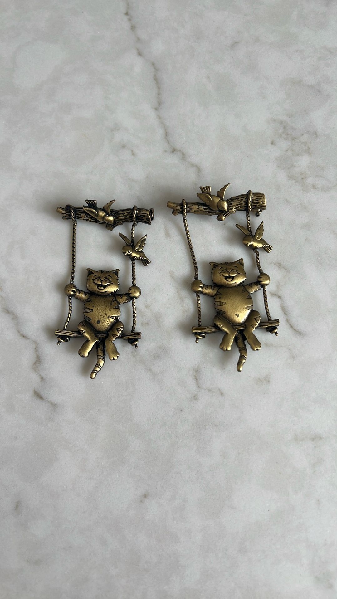 Jewellery Jj Jonette Brooch Vintage JJ Jonette Jewelry Swinging