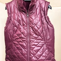 Women’s Reversible Vest - Nicole Miller