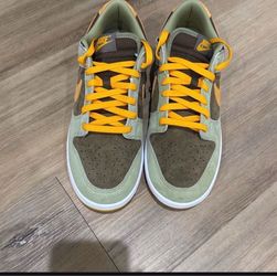 Nike Dunk Low Olive 9.5M