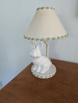 Vintage ceramic bunny lamp