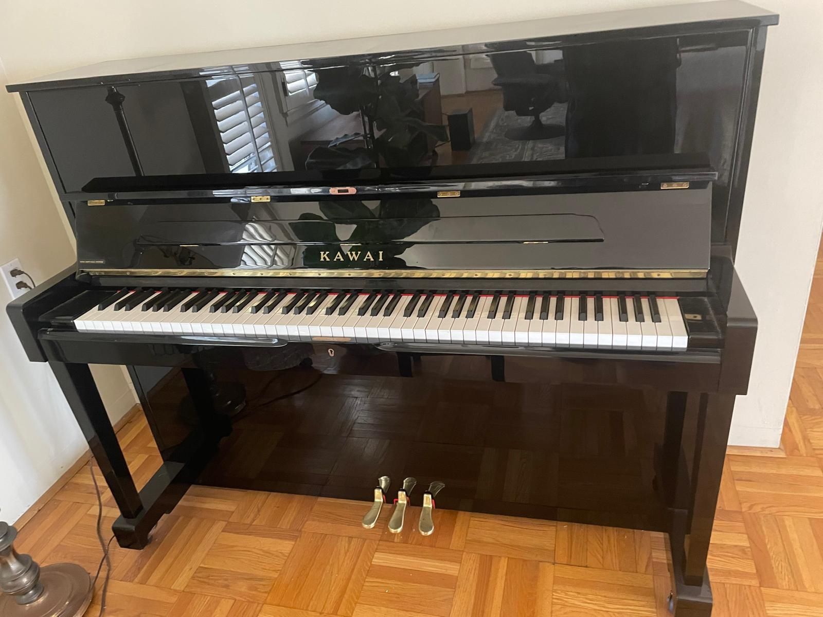 Kawai upright piano (K-25, 2003) for sale!