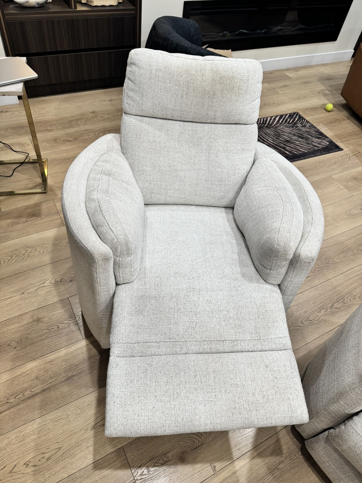 Reclining Armchair