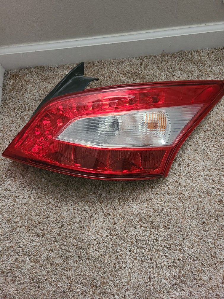 Nissan Maxima Tail Lights