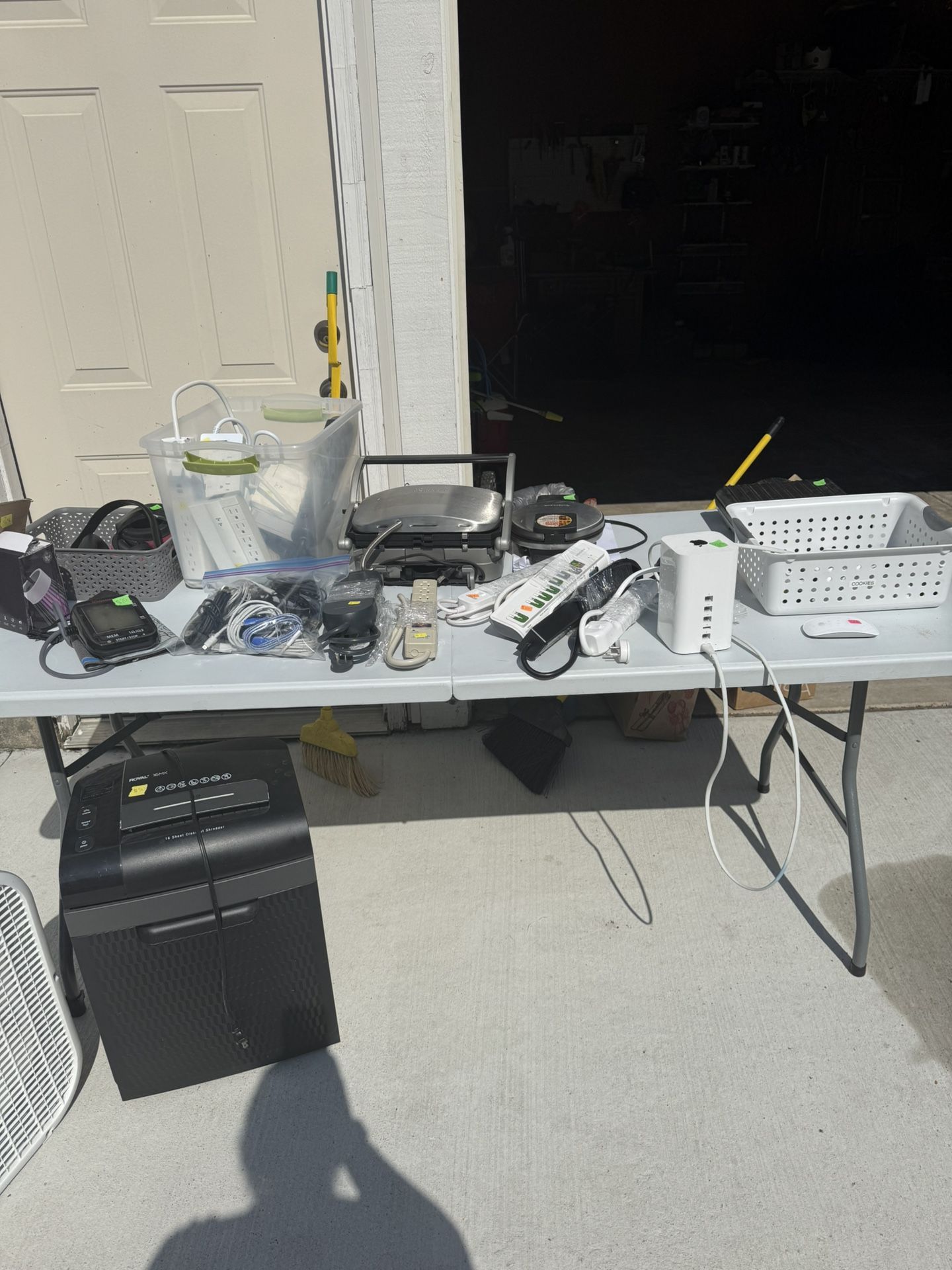 Huge Multifamily Garage Sale