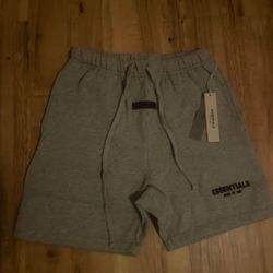 Fear Of God Essentials Shorts Small