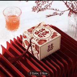 Traditional style wedding favor boxes