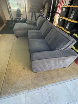 Sectional couch