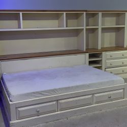 Bedroom set 