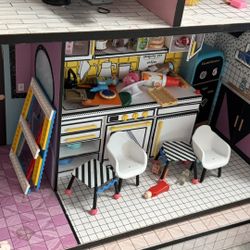 LoL Doll House