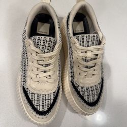 Shoes Dolce Vita Size 8 The Woman New, The Price Original Is 400$ But I Want Only 150$