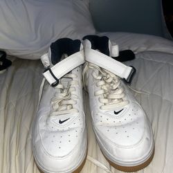 Nike Sneakers 