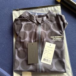 Brand new Pas normal essential jersey Size M.
