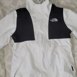 The North Face Jackets . Kids Jacket 7/8