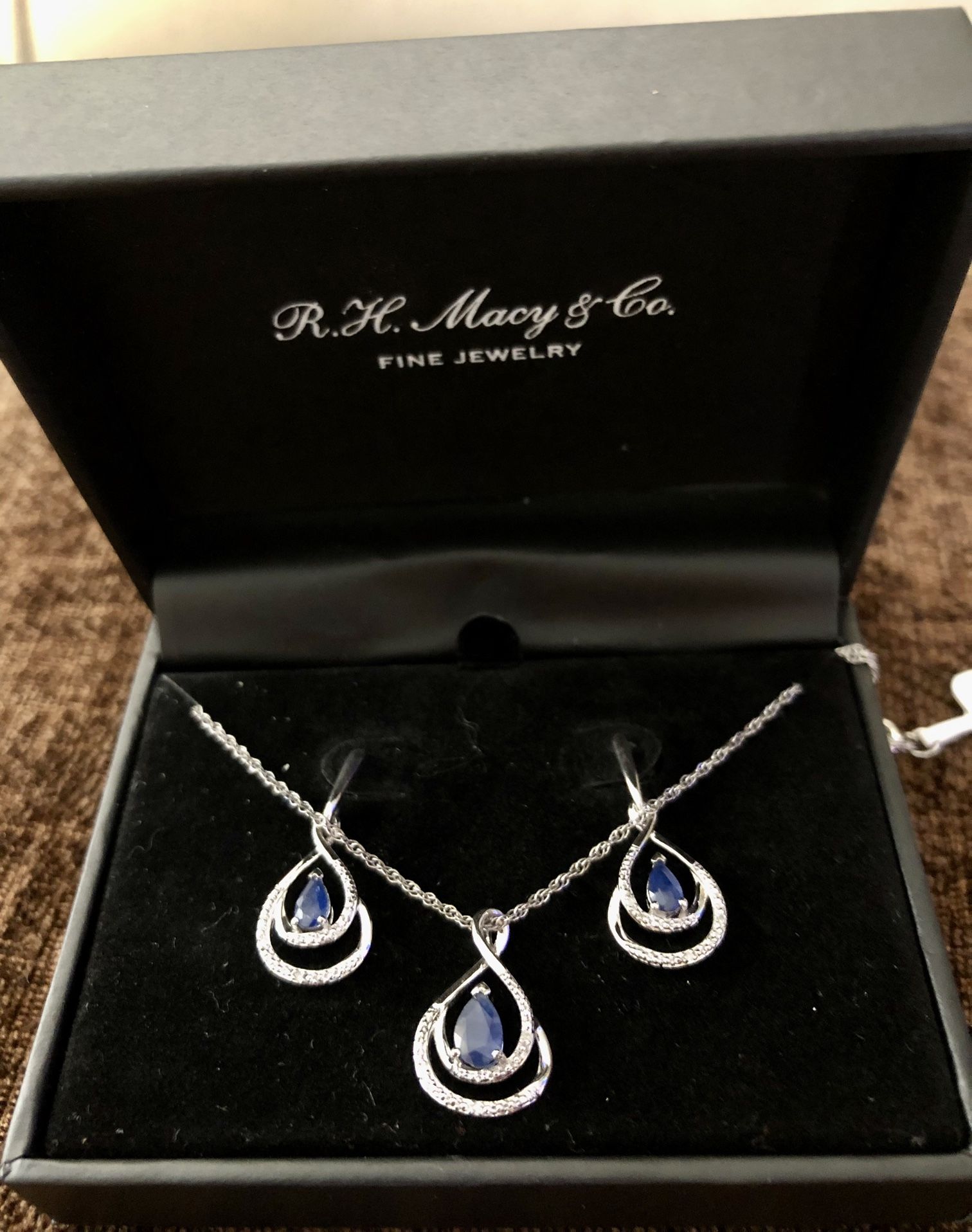 NEW Blue Sapphire Necklace & Earring Set