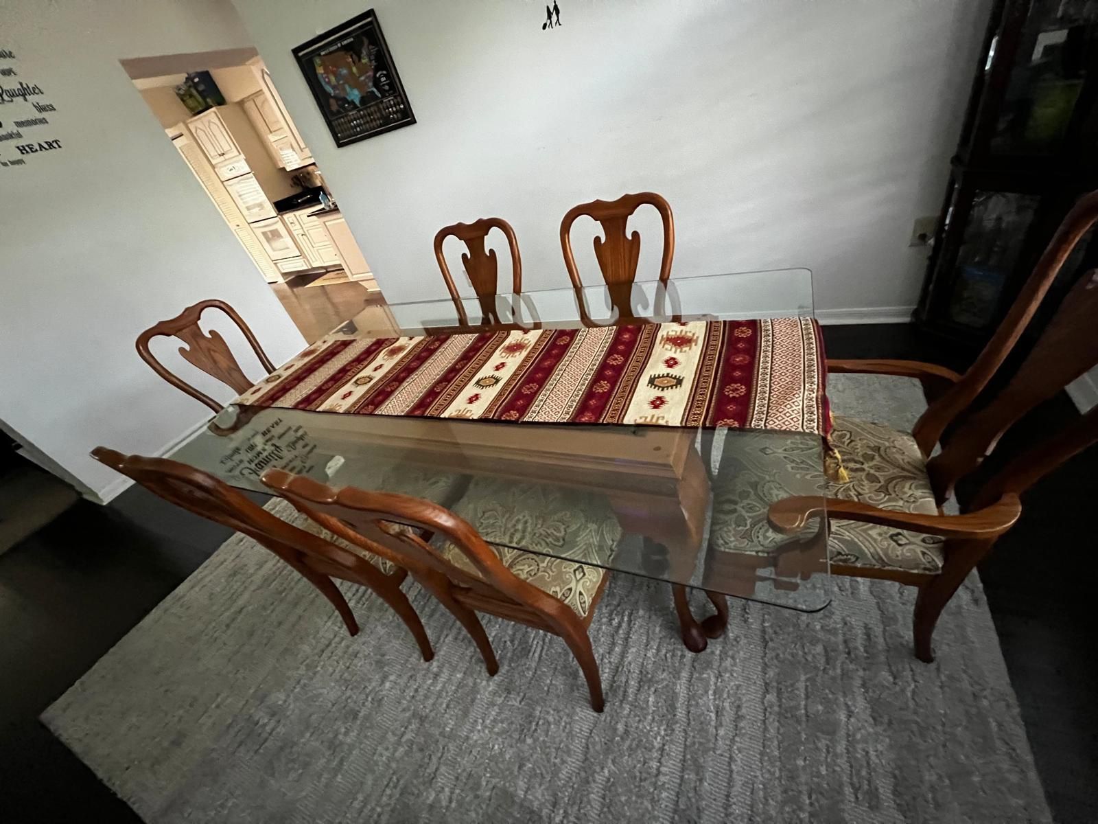 Glass Table w/ 6 chairs