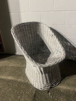 White Wicker chair