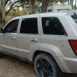 07 Grand Cherokee 