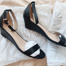 NEW women's low wedge sandals size 10