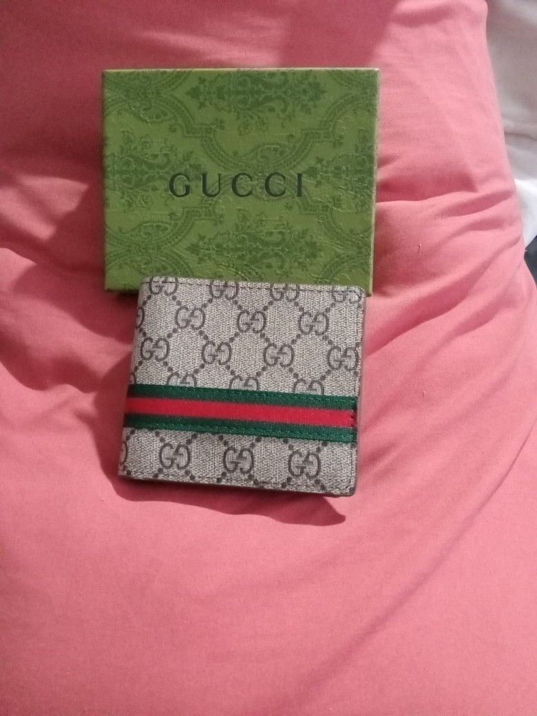 Gucci Wallet 