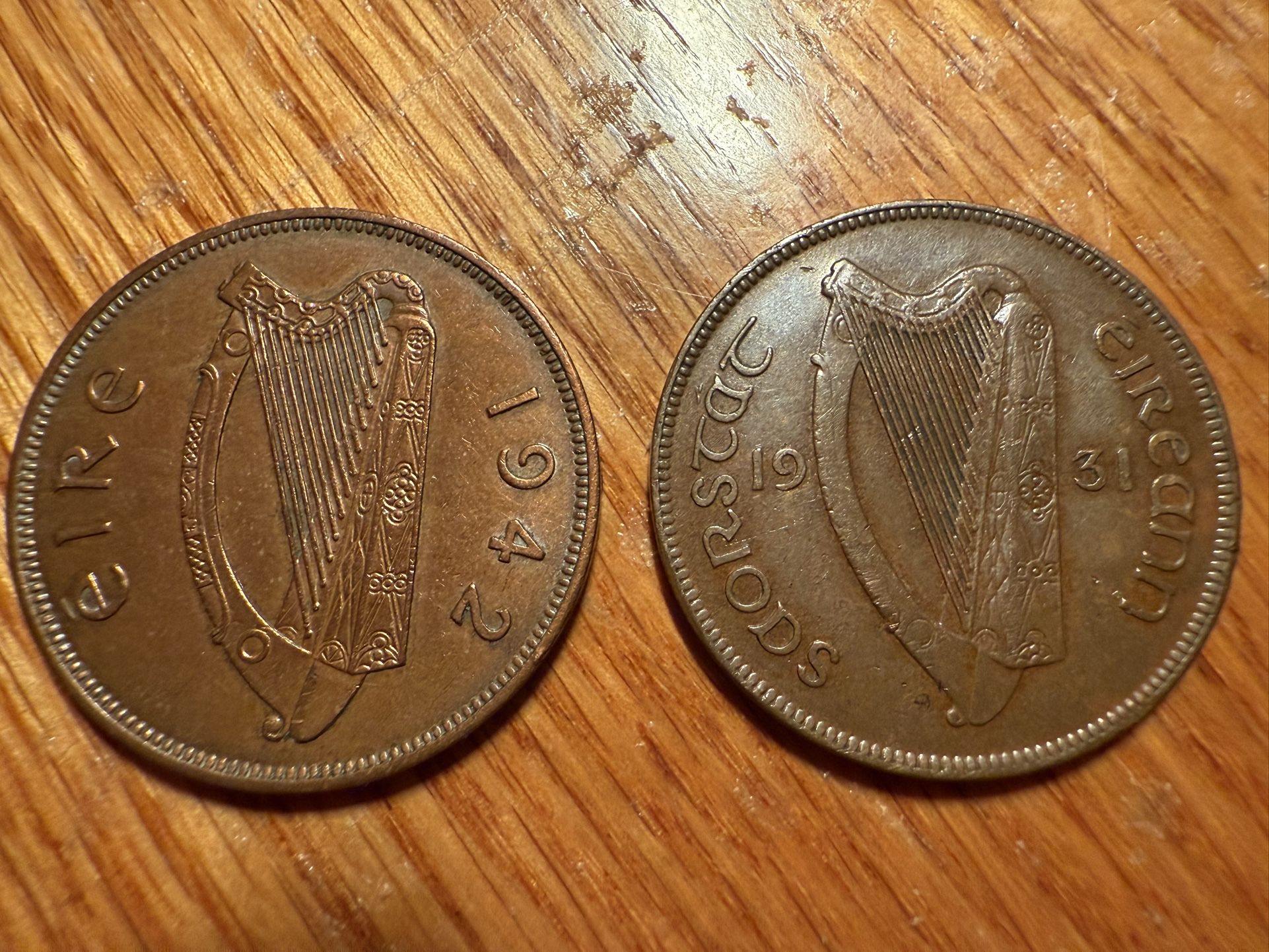 LOT OF TWO IRELAND 1 PENNY 1931, 1942 VF BRONZE COIN KM3 RARE COLLECTIBLE COINS