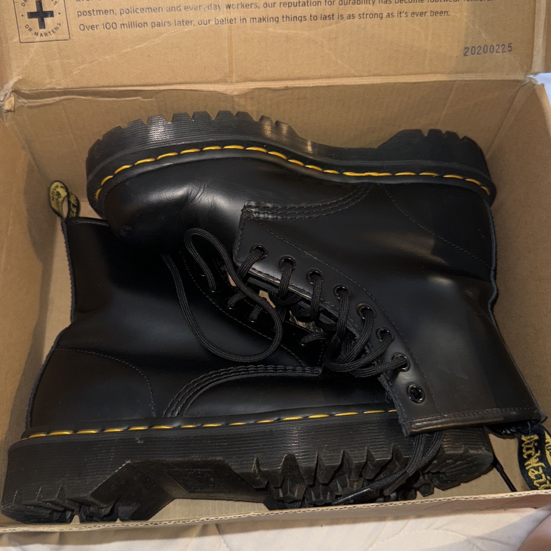 Dr Martens,All Products : American Fashion Style Bags On Sale