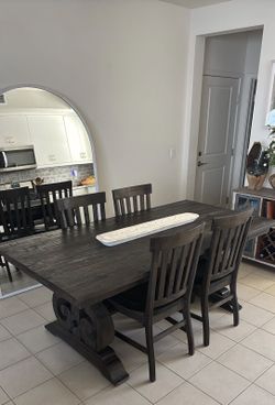 OPEN TO OFFERS Jerome’s Solid Wood (Pine) Hacienda Dining Set (Table and 4 Chairs)
