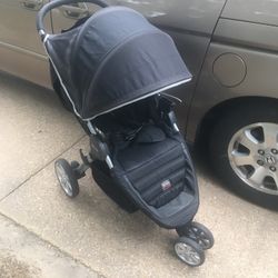 Very nice Britex jogging stroller with snap and go attachment only $50 firm takes it now serious inquiries only