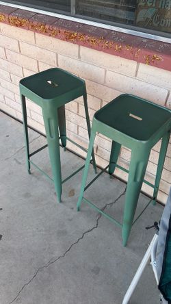Metal bar stools