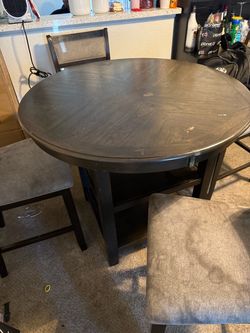Round Counter-Height Dining Table with Chairs