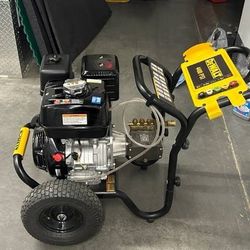 Dewalt 4400 Power Washer 