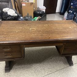29” Wooden Desk 