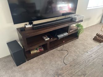 Entertainment unit
