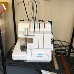 Juki Serging Machine
