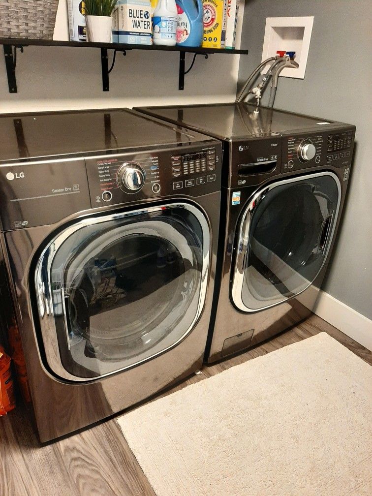 Newer LG Washer And Dryer