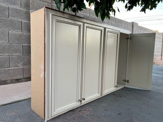 Washer room closet