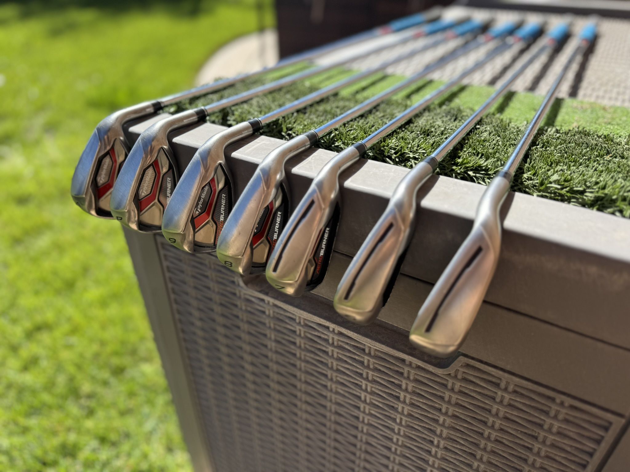 TaylorMade AeroBurner Iron Set