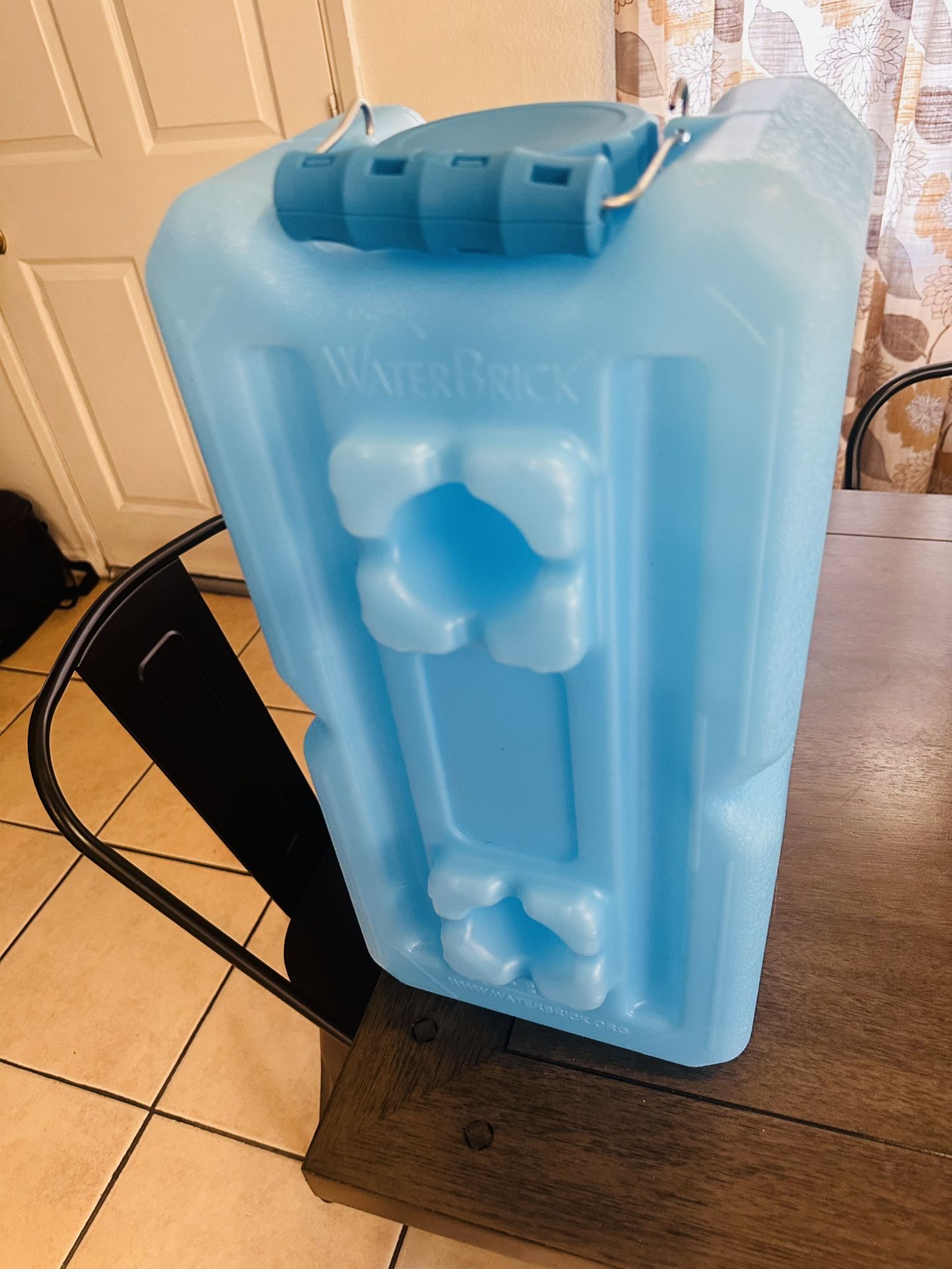 Water Brick