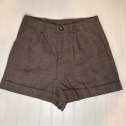High Waist Shorts |Size: Large