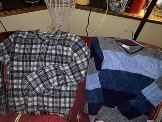 Girls/Ladies Soft Pullover Sweaters, Medium