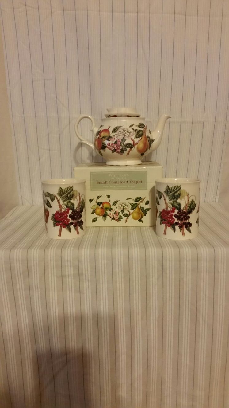 THE CHATSFORD STRAINER TEA SYSTEM