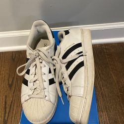 Adidas Superstar Sneakers