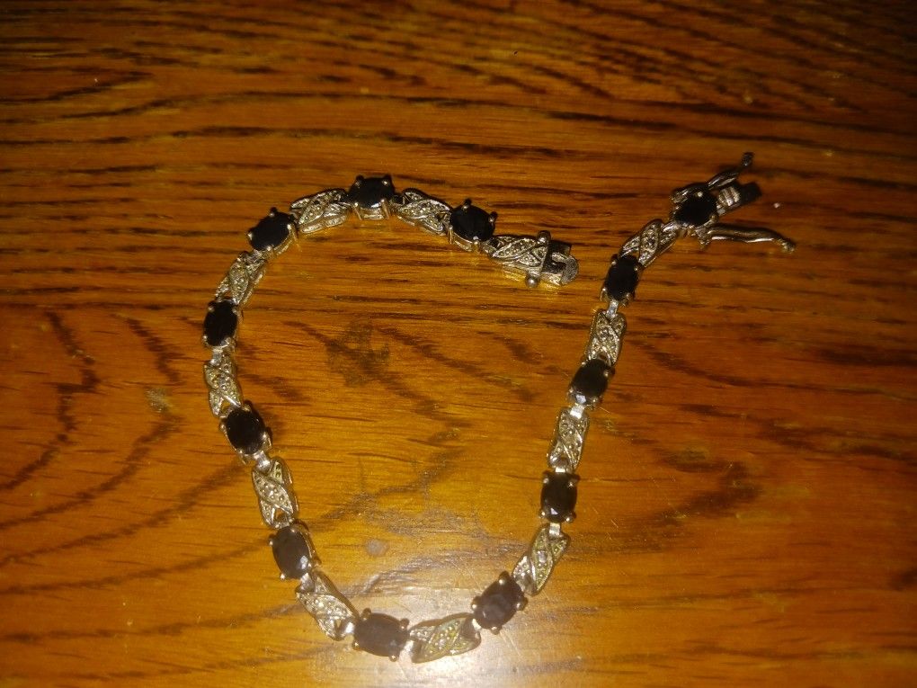 Antique And Other Types Of Jewelry