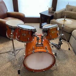 Pear Export Series drum kit (with double bass and hi-hats)
