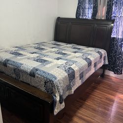 King size bed