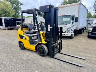 2019 Caterpillar forklift 2C5000