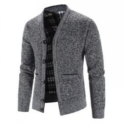 Men's V-Neck Cardigan 